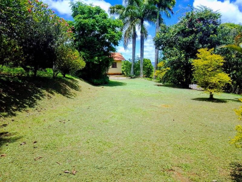 Excelente Sítio em Santo Antônio do Leite