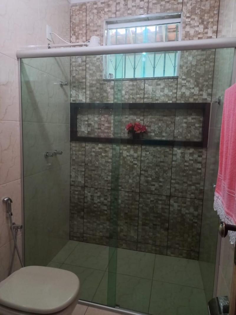 Casa composta de ponto comercial no Monte Sinai.